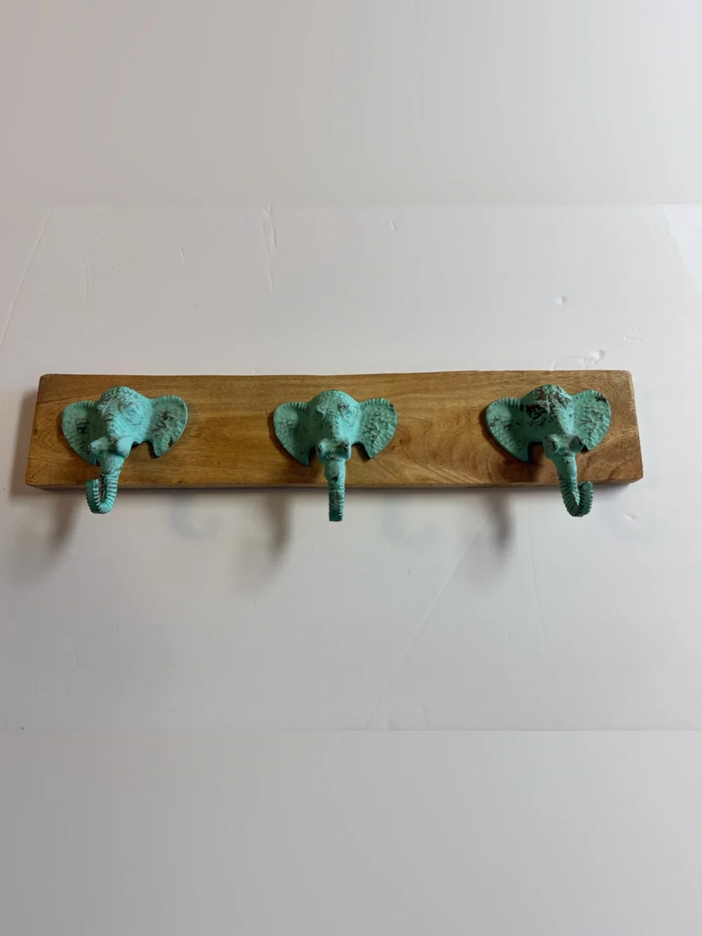 Turquoise Elephant Hook Wall Rack - Unbranded